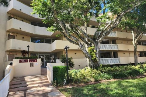Condominio en Lauderhill, Florida, 1 dormitorio  № 2168449