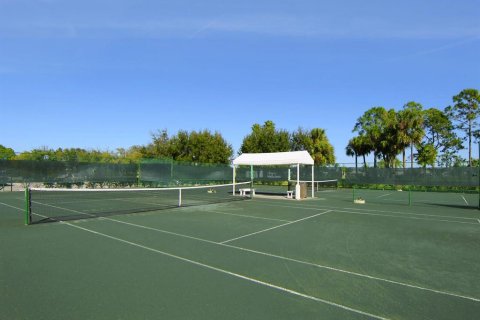 Купить кондоминиум в Сарасота, Флорида 8 комнат, 108.05м2, № 1555383 - фото 30