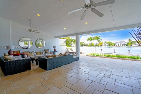 Casa en venta en Key Biscayne, Florida, 4 dormitorios, 398.55 m2 № 2002378 - foto 25