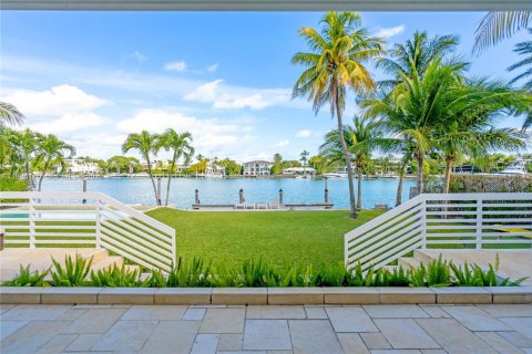 Casa en venta en Key Biscayne, Florida, 4 dormitorios, 398.55 m2 № 2002378 - foto 30