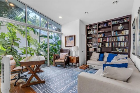 Casa en venta en Key Biscayne, Florida, 4 dormitorios, 398.55 m2 № 2002378 - foto 10
