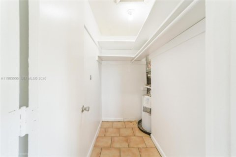 Copropriété à louer à Fort Lauderdale, Floride: 1 chambre, 40.23 m2 № 2048554 - photo 8