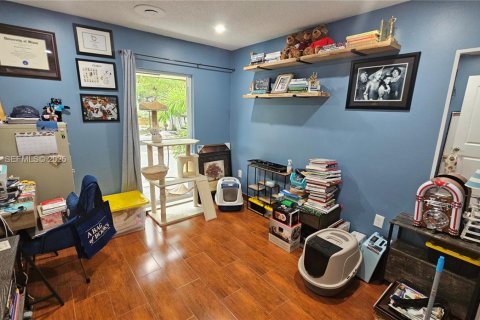 Condo in Hollywood, Florida, 3 bedrooms  № 1992269 - photo 8