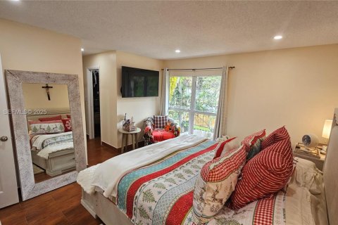 Condo in Hollywood, Florida, 3 bedrooms  № 1992269 - photo 6