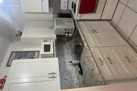 Кондоминиум с 3 комнатами в Уэст-Палм-Бич, Флорида № 2086686