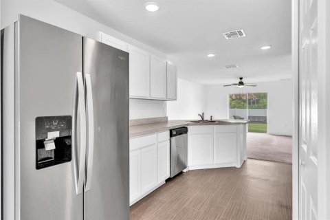 Villa ou maison à vendre à Port St. Lucie, Floride: 3 chambres, 145.11 m2 № 2290080 - photo 20