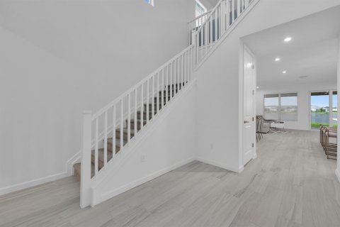 Casa en venta en Port St. Lucie, Florida, 4 dormitorios, 249.91 m2 № 2085678 - foto 4