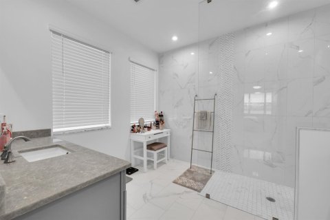 Casa en venta en Port St. Lucie, Florida, 4 dormitorios, 249.91 m2 № 2085678 - foto 23