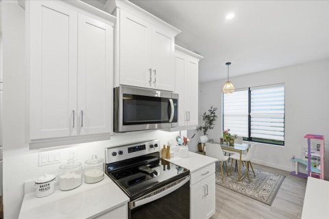 Casa en venta en Port St. Lucie, Florida, 3 dormitorios, 178 m2 № 2078352 - foto 12