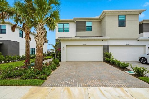 Casa en venta en Port St. Lucie, Florida, 3 dormitorios, 178 m2 № 2078352 - foto 2