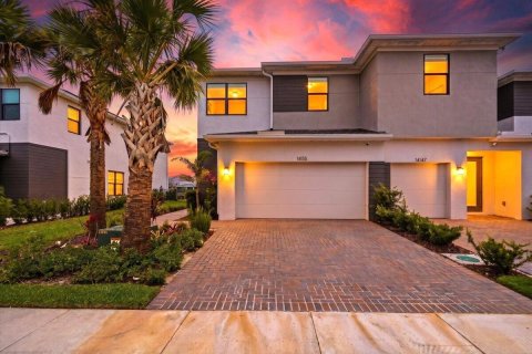 Casa en Port St. Lucie, Florida 3 dormitorios, 178 m2 № 2078352