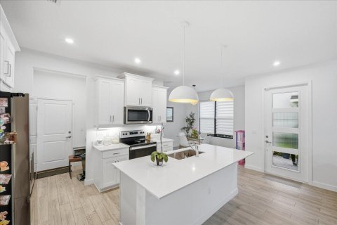 Casa en venta en Port St. Lucie, Florida, 3 dormitorios, 178 m2 № 2078352 - foto 11
