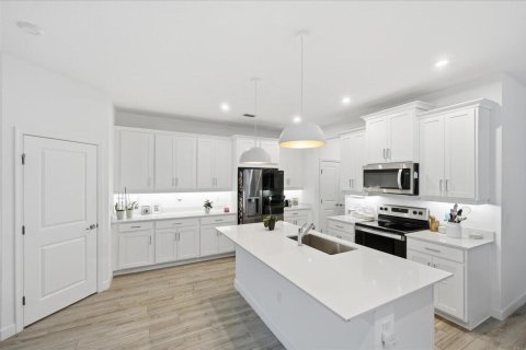 Casa en venta en Port St. Lucie, Florida, 3 dormitorios, 178 m2 № 2078352 - foto 9