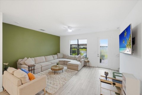 Casa en venta en Port St. Lucie, Florida, 3 dormitorios, 178 m2 № 2078352 - foto 15