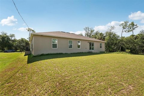 House in Port Charlotte, Florida 4 bedrooms, 198.25 sq.m. № 1876227 - photo 22