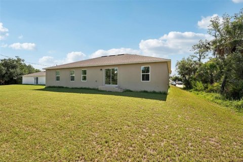 House in Port Charlotte, Florida 4 bedrooms, 198.25 sq.m. № 1876227 - photo 23