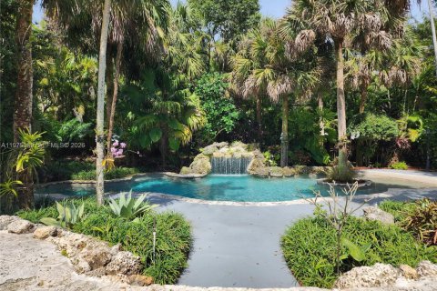 Casa en venta en Pinecrest, Florida, 6 dormitorios, 397.81 m2 № 2042749 - foto 23