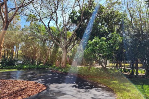 Casa en venta en Pinecrest, Florida, 6 dormitorios, 397.81 m2 № 2042749 - foto 3