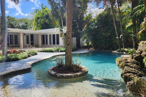 Casa en venta en Pinecrest, Florida, 6 dormitorios, 397.81 m2 № 2042749 - foto 25