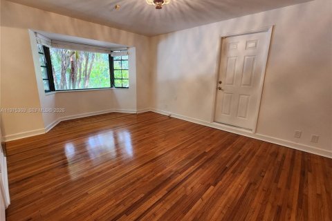 Casa en venta en Pinecrest, Florida, 6 dormitorios, 397.81 m2 № 2042749 - foto 18