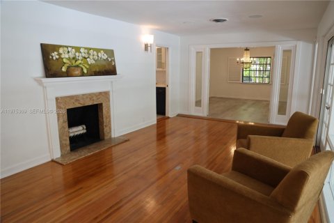 Casa en venta en Pinecrest, Florida, 6 dormitorios, 397.81 m2 № 2042749 - foto 10