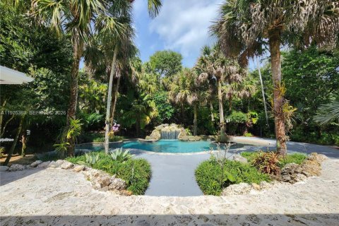 Casa en venta en Pinecrest, Florida, 6 dormitorios, 397.81 m2 № 2042749 - foto 22