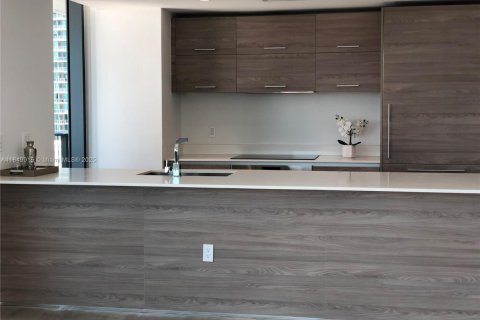 Condo in Miami, Florida, 3 bedrooms  № 1852421 - photo 6