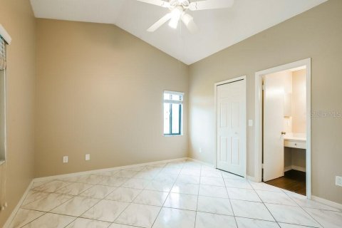 Villa ou maison à louer à Oviedo, Floride: 3 chambres, 123 m2 № 2092039 - photo 10