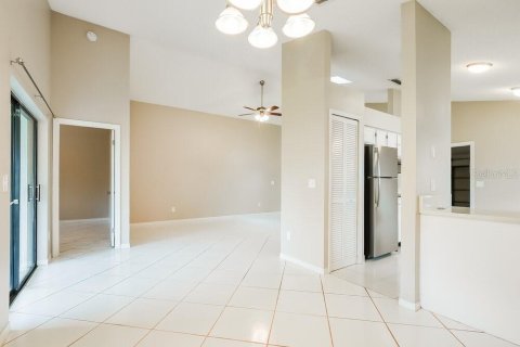 Villa ou maison à louer à Oviedo, Floride: 3 chambres, 123 m2 № 2092039 - photo 6