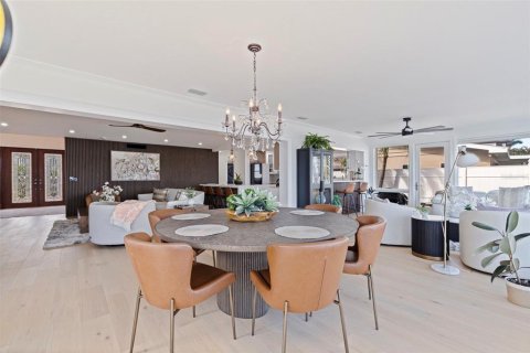 Casa en venta en Saint Petersburg, Florida, 3 dormitorios, 237.27 m2 № 2097344 - foto 24
