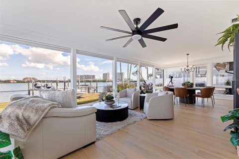 Casa en venta en Saint Petersburg, Florida, 3 dormitorios, 237.27 m2 № 2097344 - foto 26