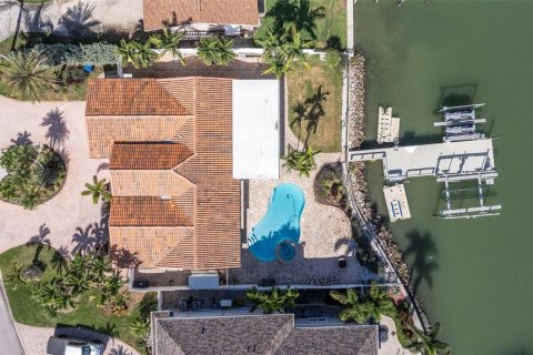 Casa en venta en Saint Petersburg, Florida, 3 dormitorios, 237.27 m2 № 2097344 - foto 5