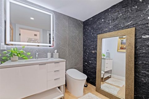 Casa en venta en Saint Petersburg, Florida, 3 dormitorios, 237.27 m2 № 2097344 - foto 10