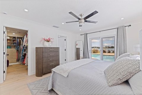 Casa en venta en Saint Petersburg, Florida, 3 dormitorios, 237.27 m2 № 2097344 - foto 29