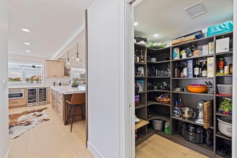 Casa en venta en Saint Petersburg, Florida, 3 dormitorios, 237.27 m2 № 2097344 - foto 20
