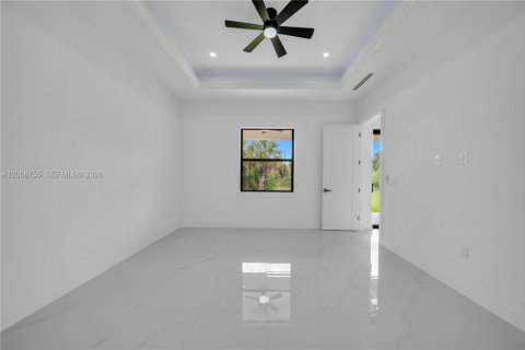 Casa en venta en Lehigh Acres, Florida, 4 dormitorios, 168.62 m2 № 2169112 - foto 18
