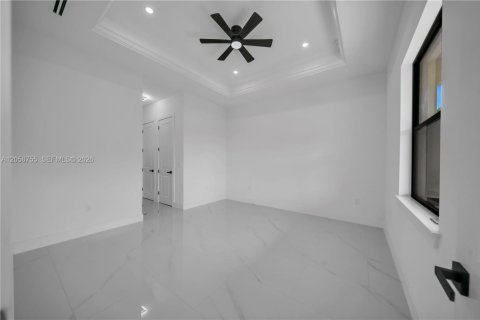 Casa en venta en Lehigh Acres, Florida, 4 dormitorios, 168.62 m2 № 2169112 - foto 17