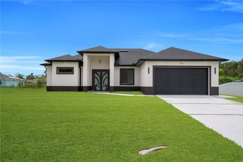 Casa en venta en Lehigh Acres, Florida, 4 dormitorios, 168.62 m2 № 2169112 - foto 2