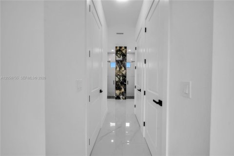 Casa en venta en Lehigh Acres, Florida, 4 dormitorios, 168.62 m2 № 2169112 - foto 16