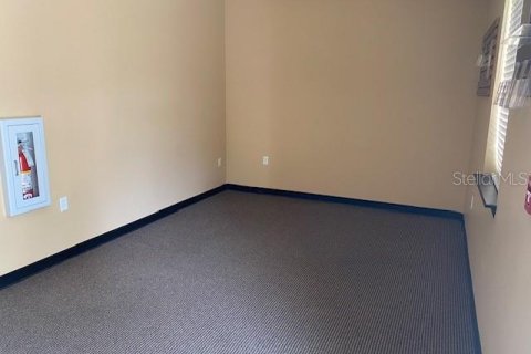 Propiedad comercial en alquiler en Lake Mary, Florida, 92.53 m2 № 1644782 - foto 6