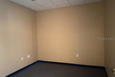 Propiedad comercial en alquiler en Lake Mary, Florida, 92.53 m2 № 1644782 - foto 10