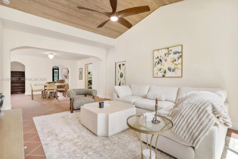 Villa ou maison à vendre à Miami Shores, Floride: 5 chambres, 305.09 m2 № 2313700 - photo 4