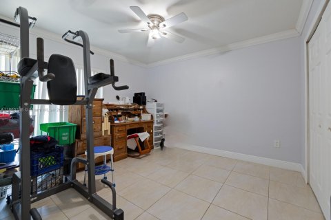 Condo in Miami, Florida, 3 bedrooms  № 1928137 - photo 4