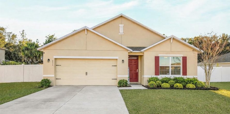 Villa ou maison à Ocala, Floride 4 chambres, 169.73 m2 № 2142344