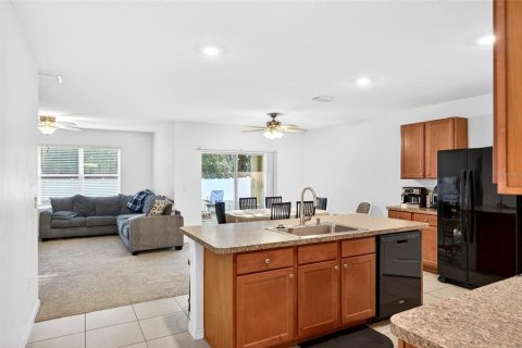 Villa ou maison à vendre à Ocala, Floride: 4 chambres, 169.73 m2 № 2142344 - photo 5
