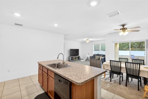 Villa ou maison à vendre à Ocala, Floride: 4 chambres, 169.73 m2 № 2142344 - photo 9