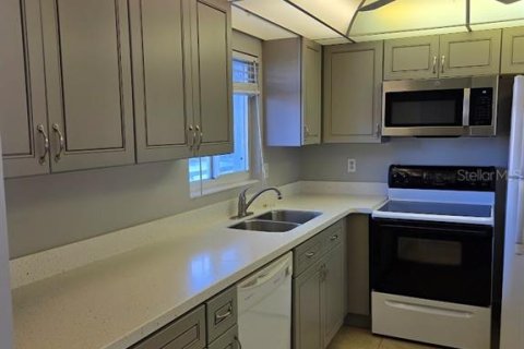 Copropriété à vendre à Daytona Beach, Floride: 2 chambres, 101.73 m2 № 2213857 - photo 15