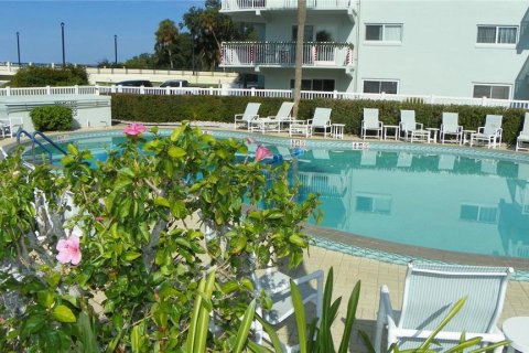 Copropriété à vendre à Daytona Beach, Floride: 2 chambres, 101.73 m2 № 2213857 - photo 3