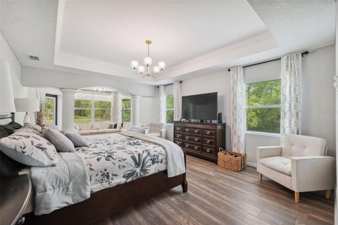 House in Weeki Wachee, Florida 4 bedrooms, 327.76 sq.m. № 1826360 - photo 30