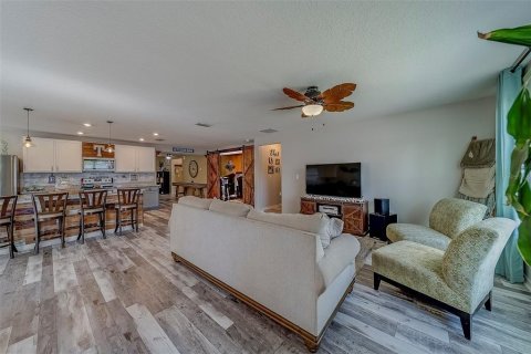 Villa ou maison à vendre à Riverview, Floride: 4 chambres, 254.46 m2 № 1785027 - photo 9